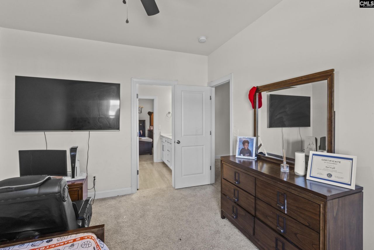 274 Red Ash Way Photo 41