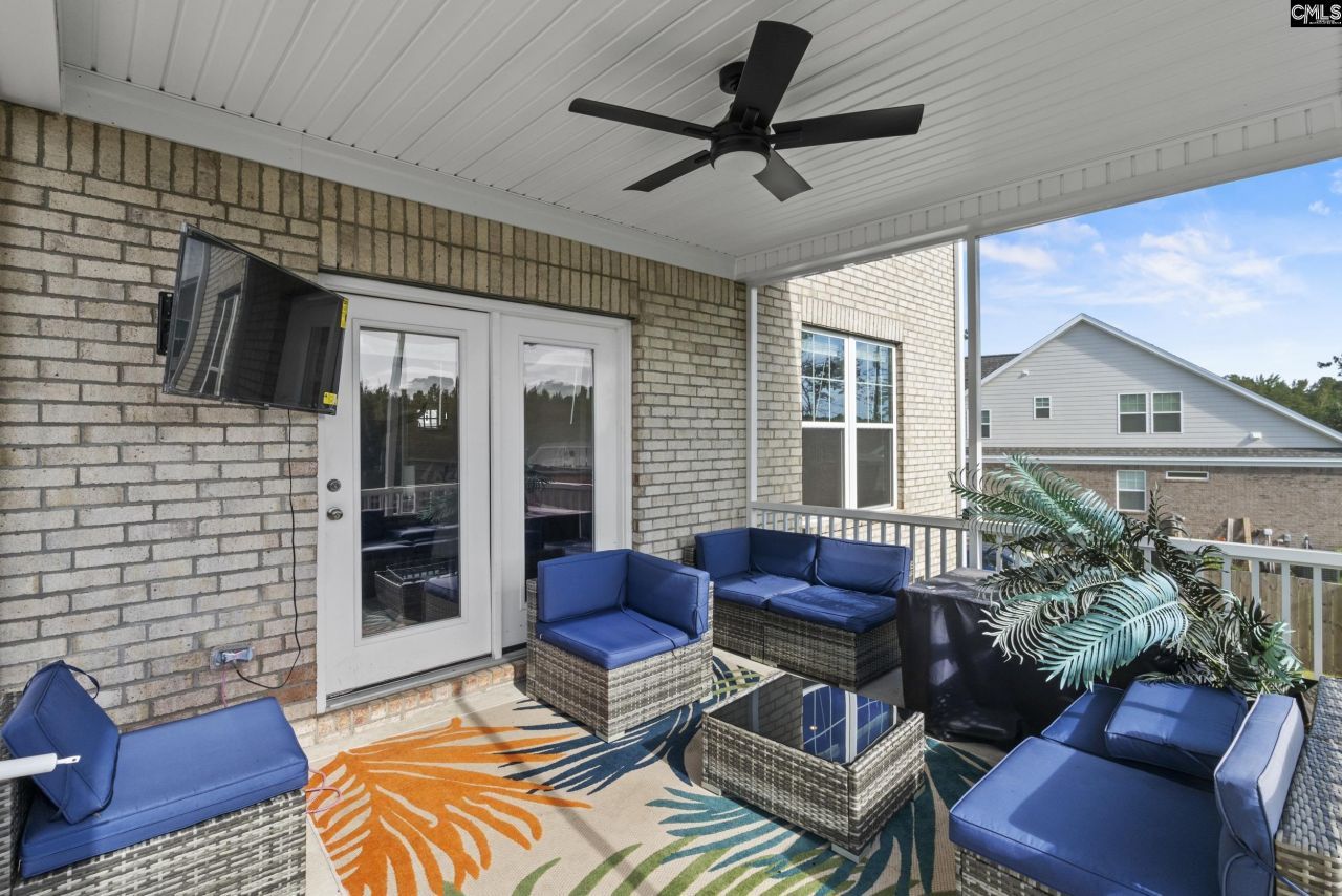 274 Red Ash Way Photo 43