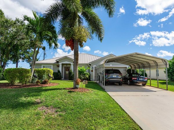 1817 SW Davis Street, Port Saint Lucie, FL 34953