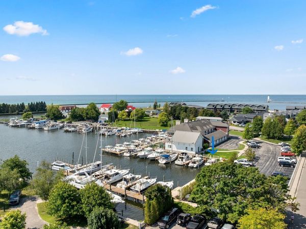 14 Second Street S, Frankfort, MI 49635