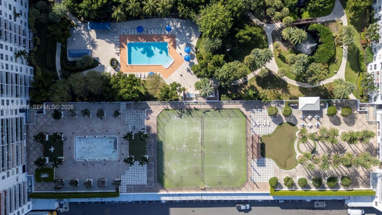 2801 NE 183rd St, Unit 116W, Aventura, FL 33160 Photo