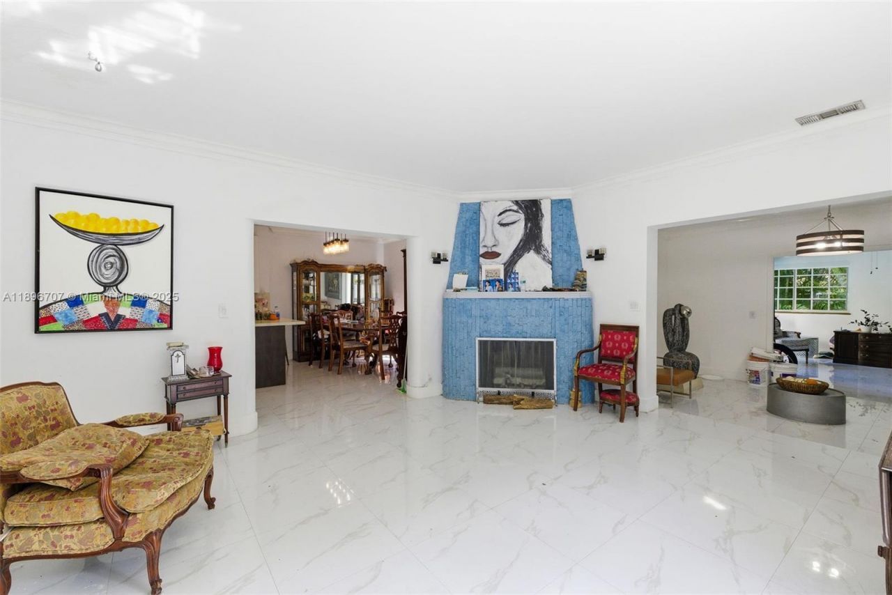 401 SW 28th Rd, Miami, FL 33129 Photo