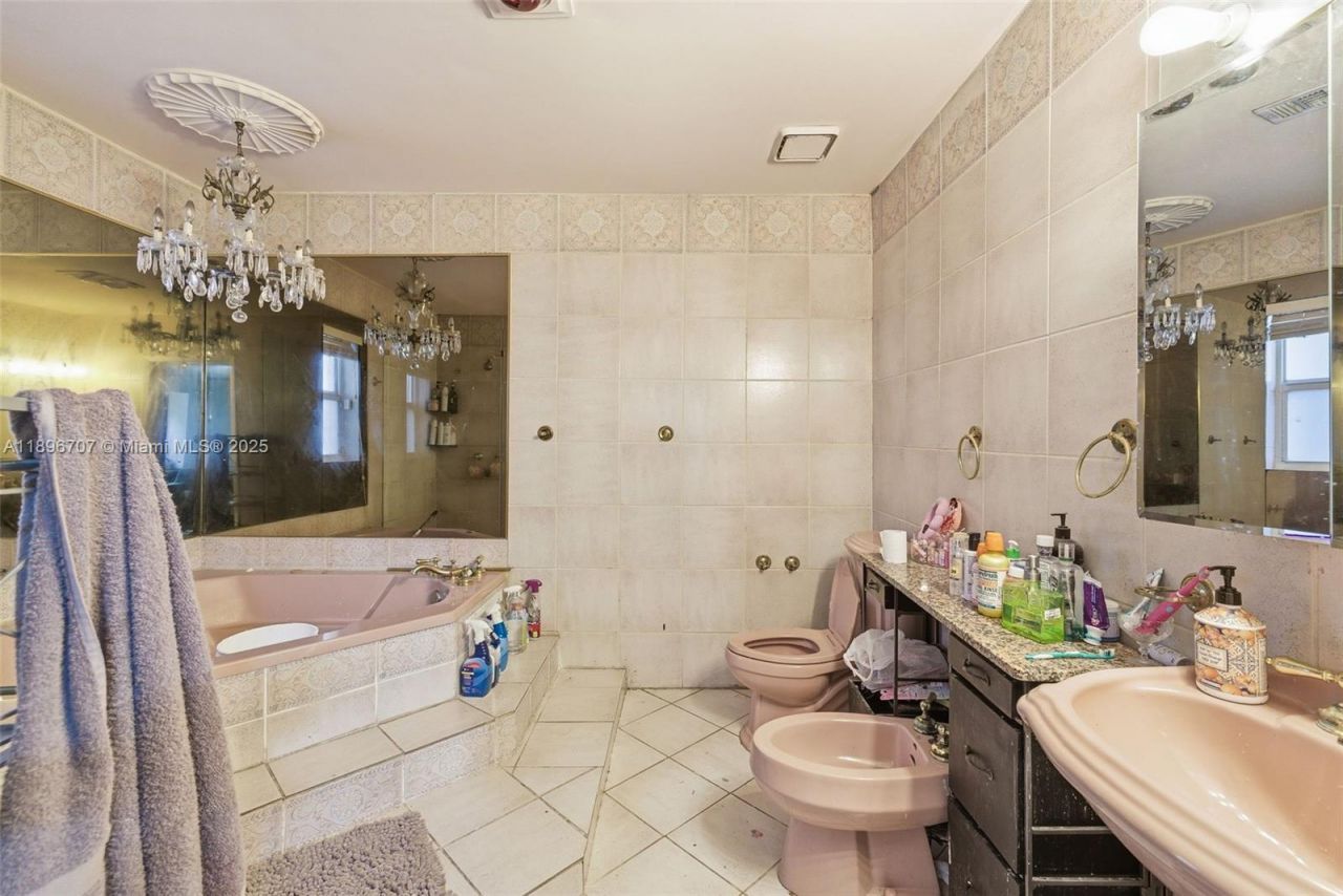 401 SW 28th Rd, Miami, FL 33129 Photo