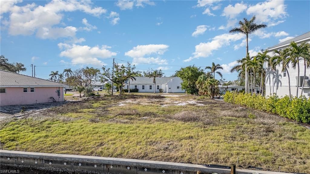 5636 Williams Dr, Fort Myers Beach, FL 33931 Photo