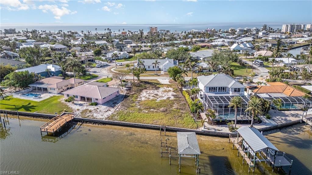5636 Williams Dr, Fort Myers Beach, FL 33931 Photo
