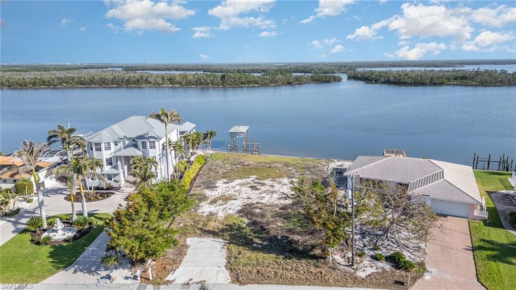 5636 Williams Dr, Fort Myers Beach, FL 33931 Photo