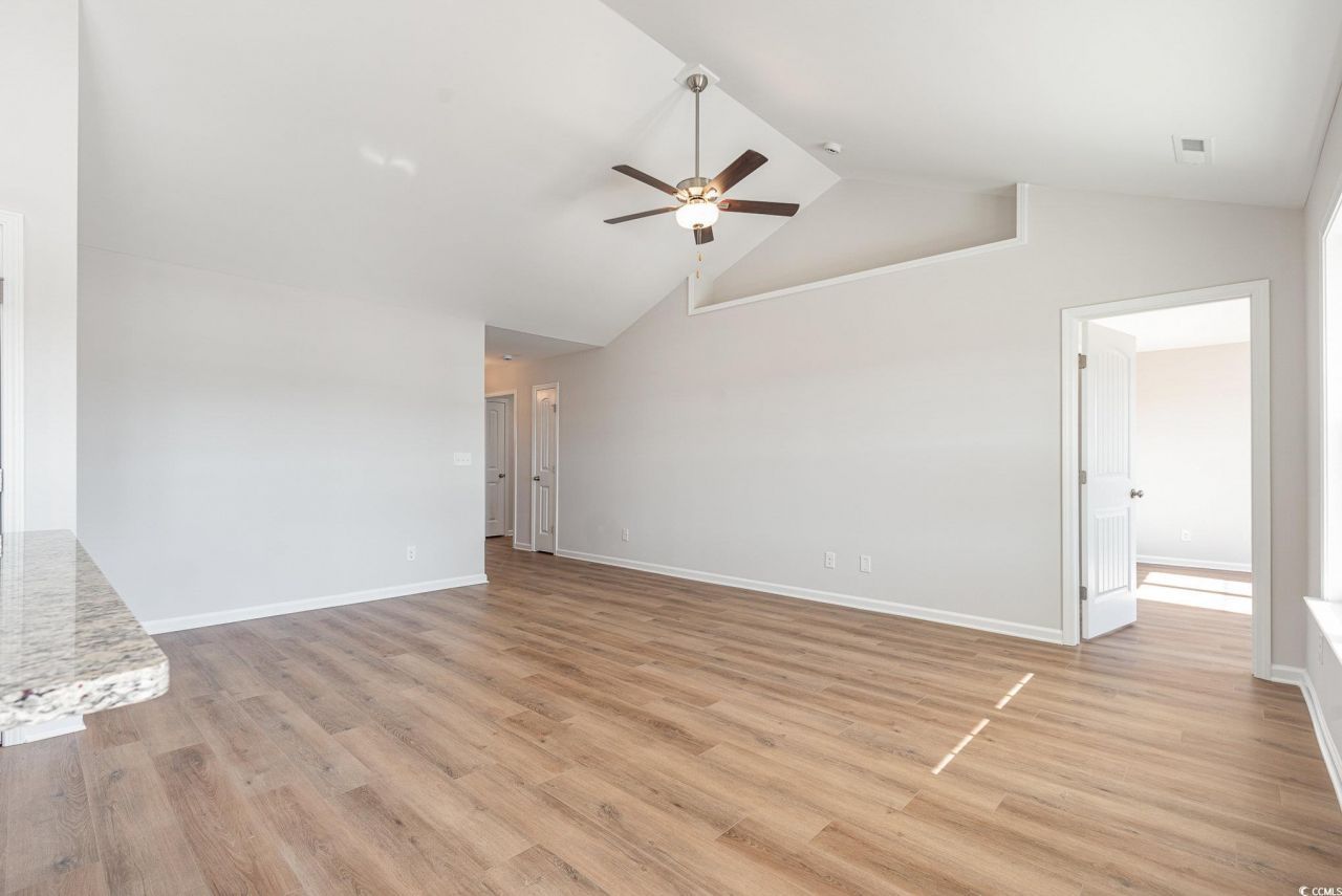 1008 Woodside Dr. Photo 4