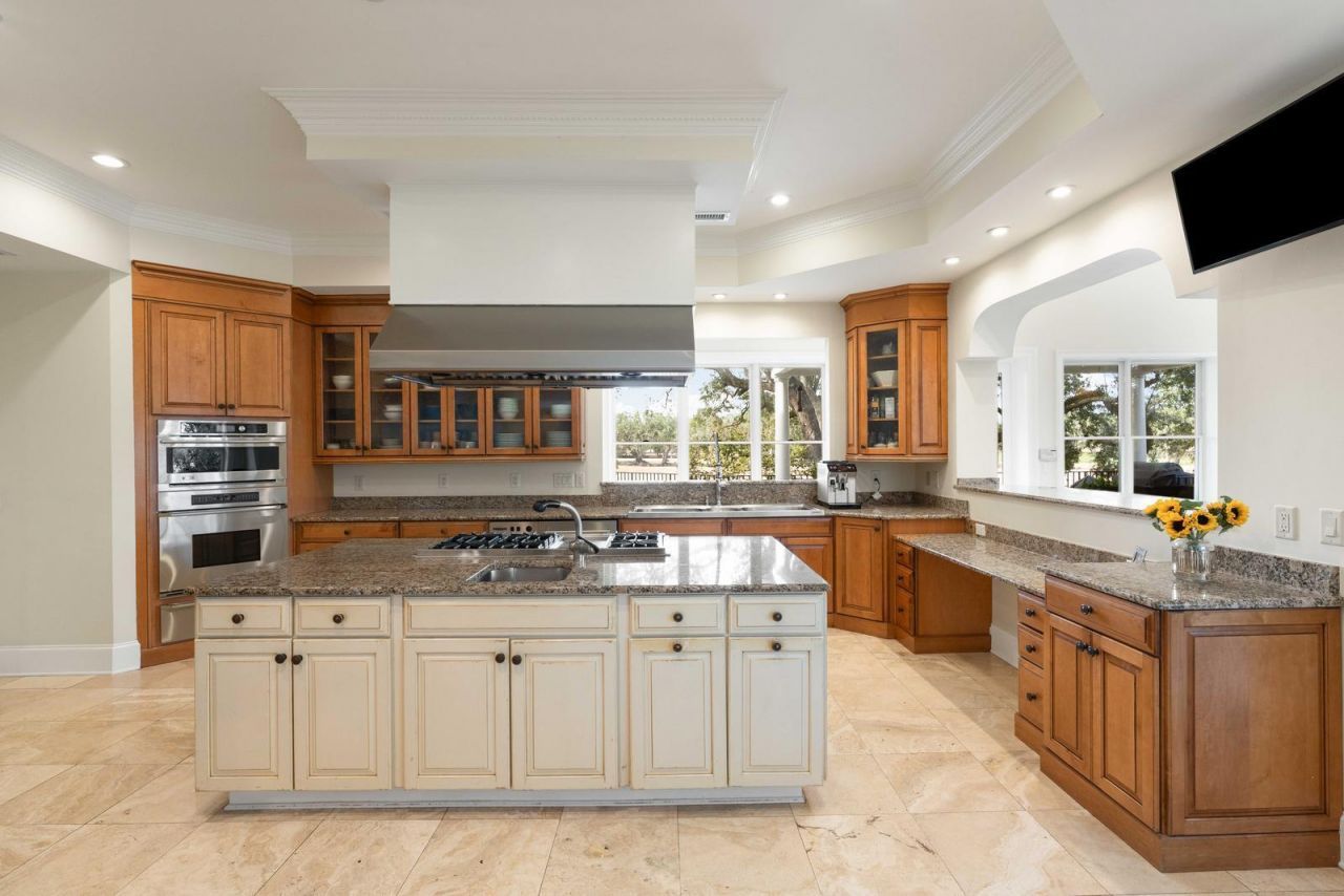 1429 Burningtree Road Photo 19