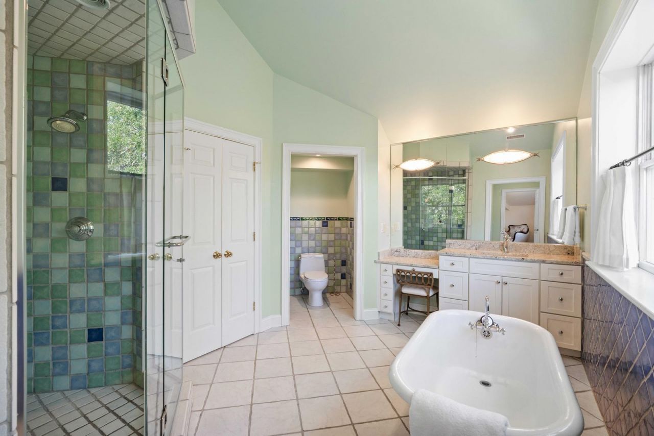 1429 Burningtree Road Photo 55