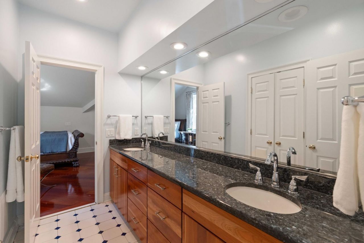 1429 Burningtree Road Photo 60