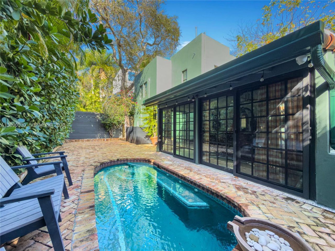 3650 N Bay Homes Dr, Miami, FL 33133 Photo