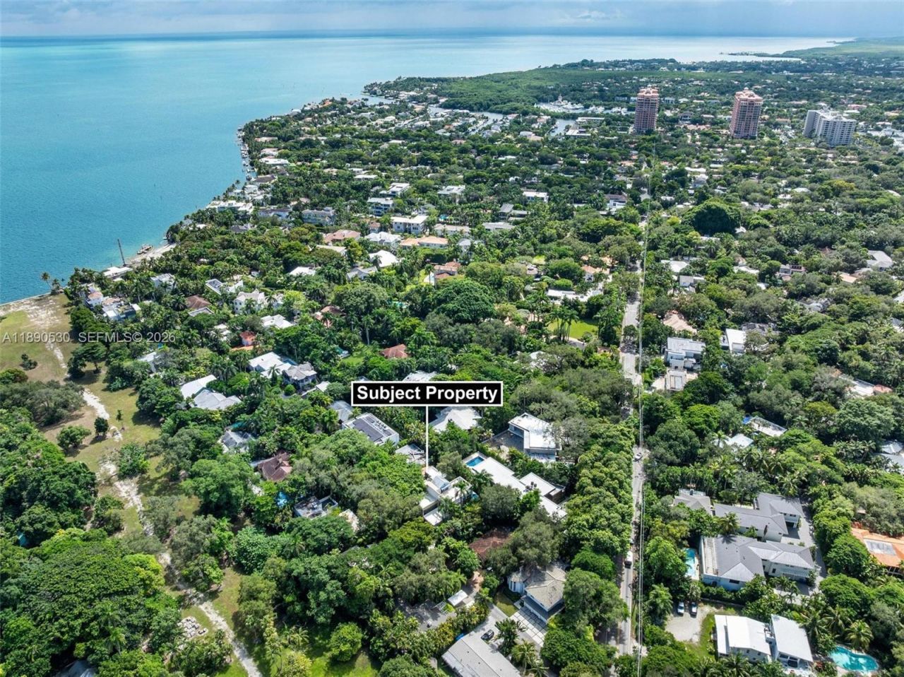 3650 N Bay Homes Dr, Miami, FL 33133 Photo