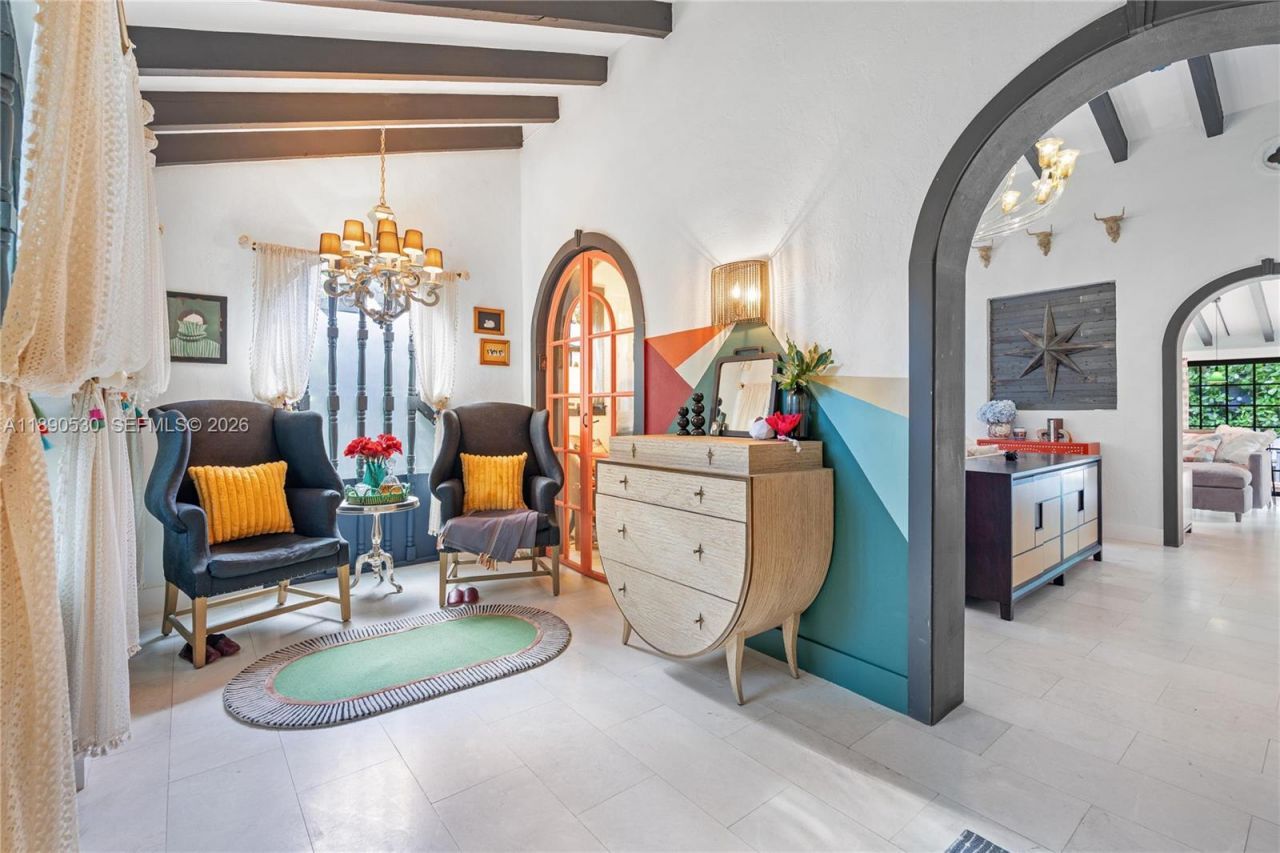 3650 N Bay Homes Dr, Miami, FL 33133 Photo