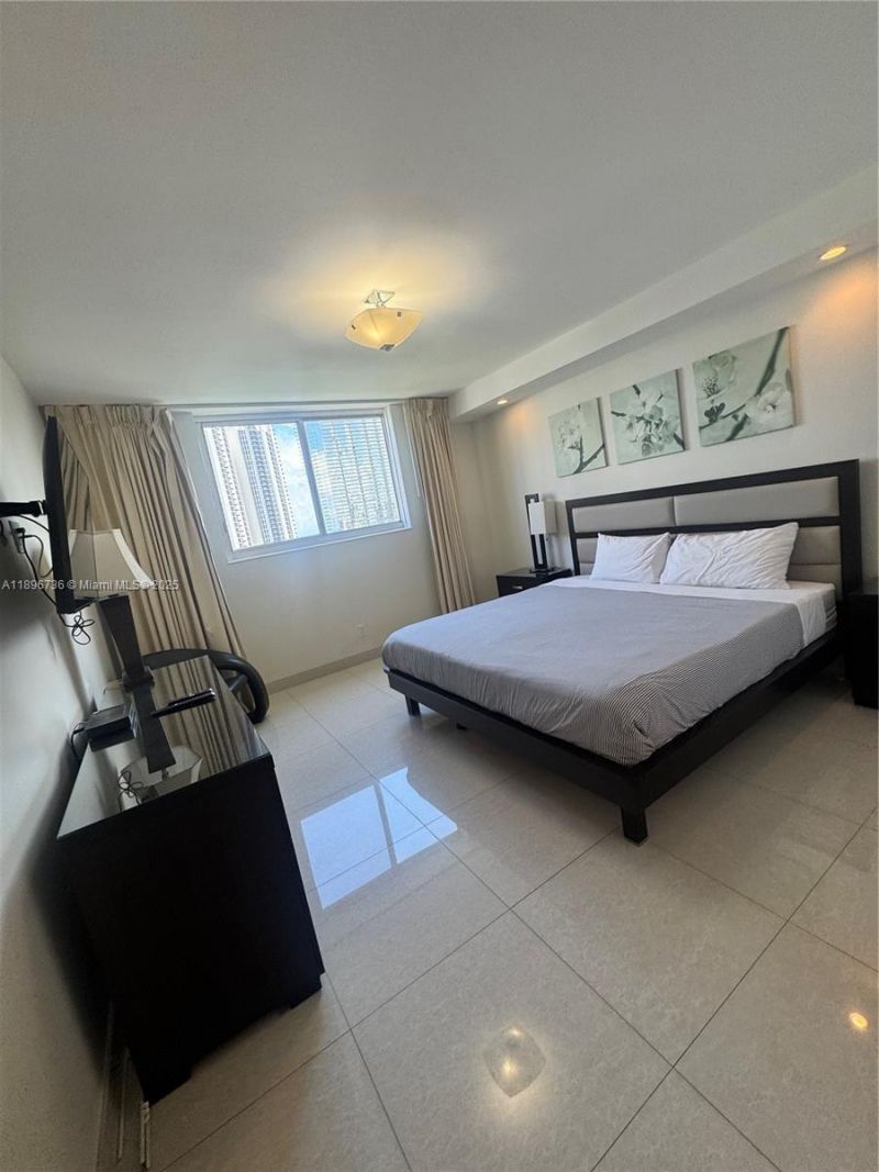 19370 Collins Ave, Unit 1427, Sunny Isles Beach, FL 33160 Photo