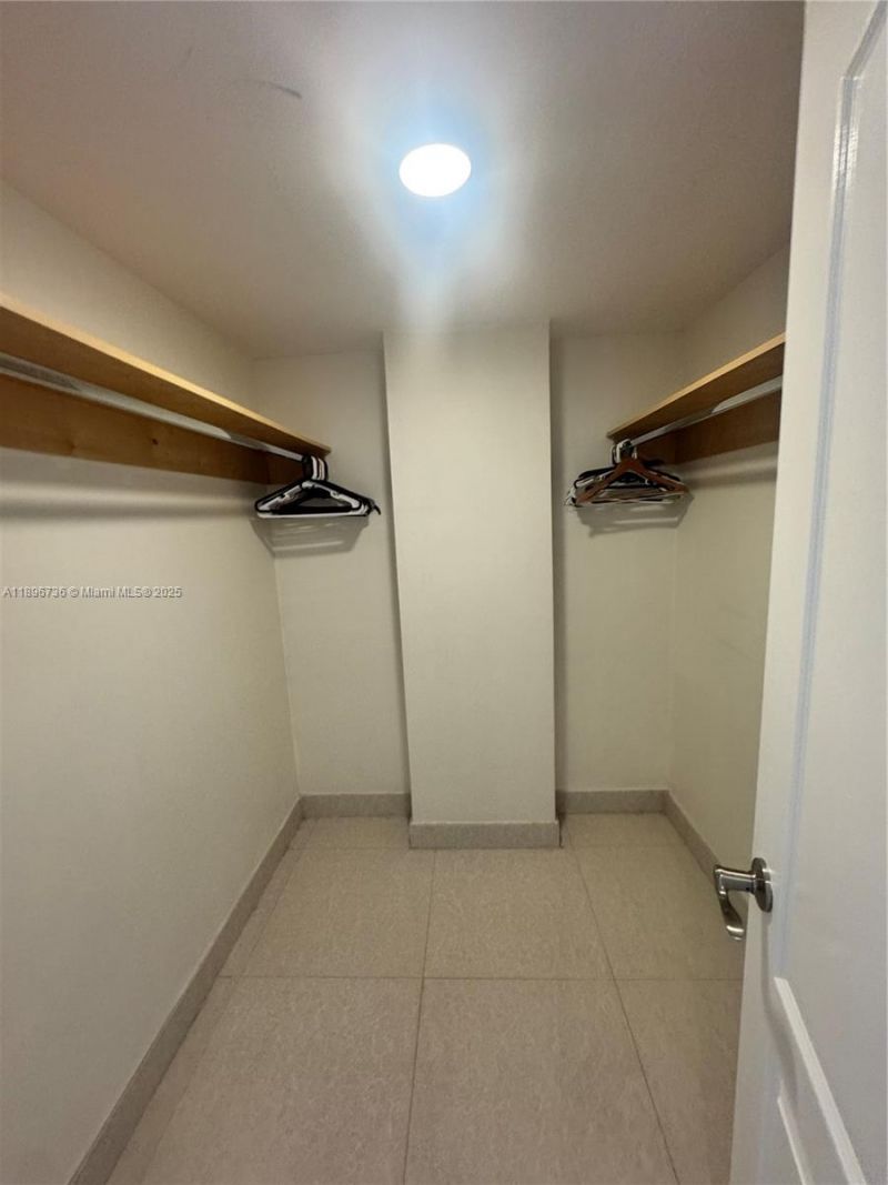 19370 Collins Ave, Unit 1427, Sunny Isles Beach, FL 33160 Photo