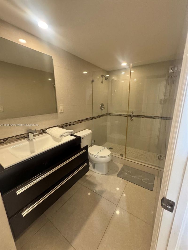 19370 Collins Ave, Unit 1427, Sunny Isles Beach, FL 33160 Photo