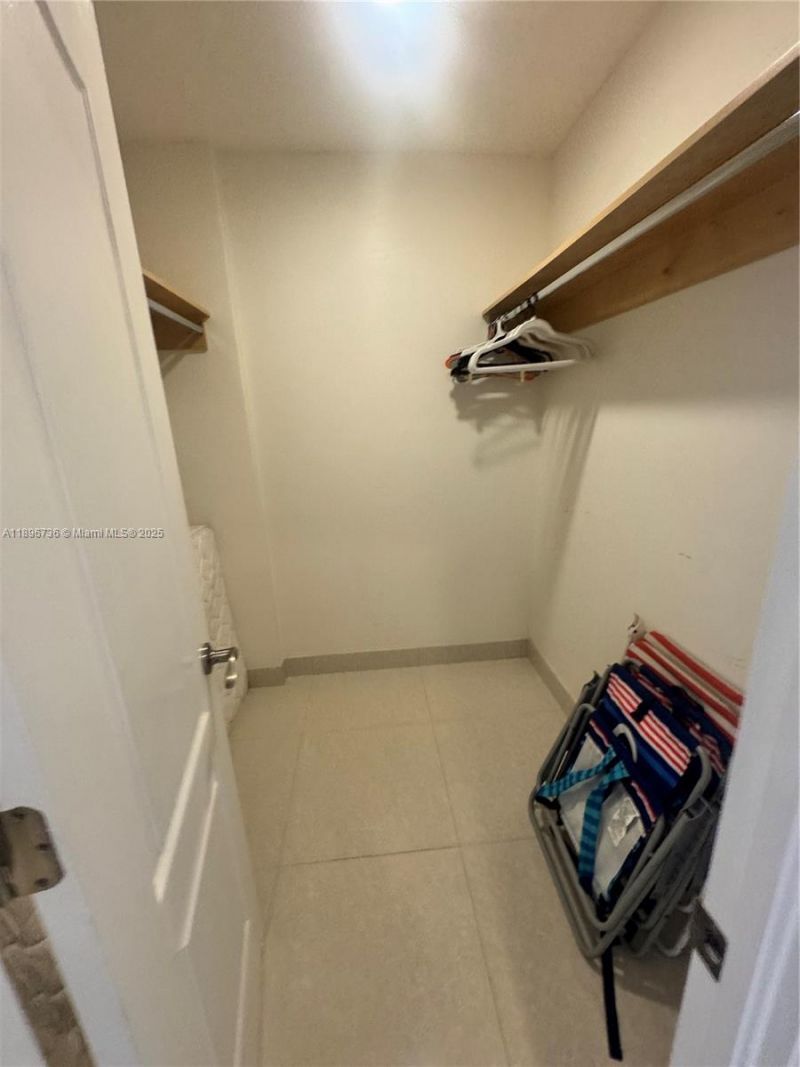 19370 Collins Ave, Unit 1427, Sunny Isles Beach, FL 33160 Photo