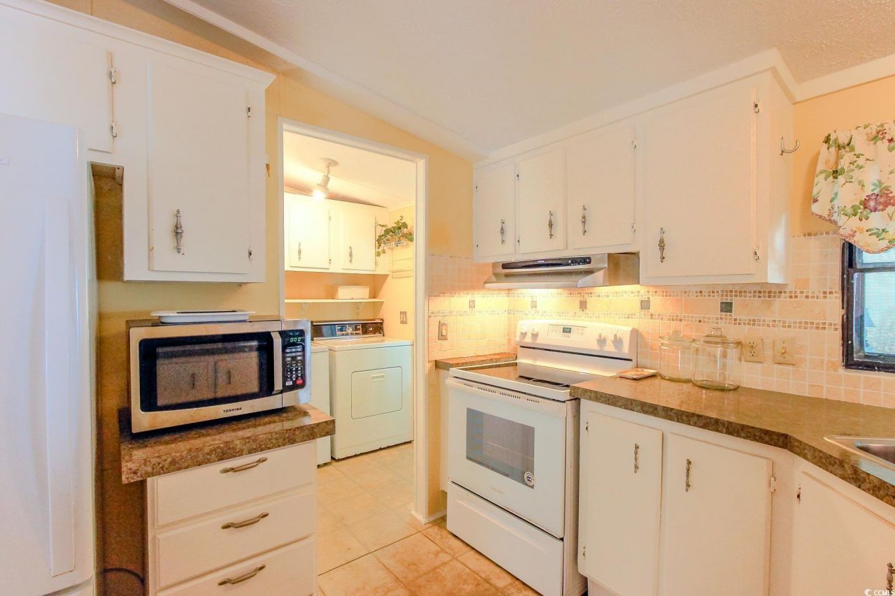 163 Crooked Island Circle Photo 13