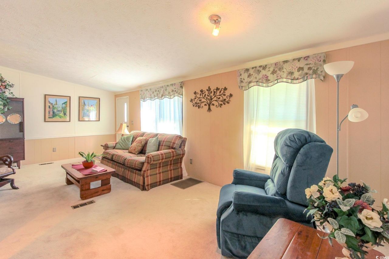 163 Crooked Island Circle Photo 6