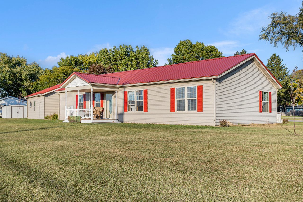 448 Long Lake Road, Colon, MI 49040 Main Photo