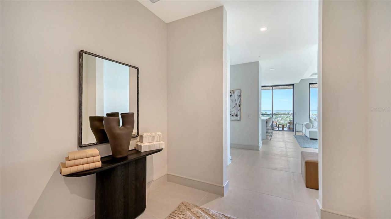 1591 Gulf Of Mexico Drive, Unit 512, Longboat Key, FL 34228 Photo