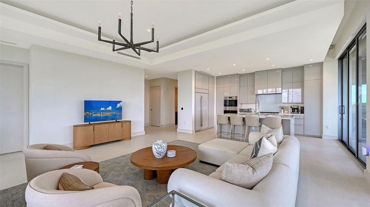 1591 Gulf Of Mexico Drive, Unit 512, Longboat Key, FL 34228 Photo