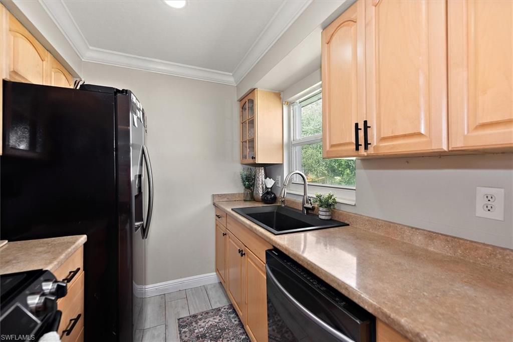 1805 Cornwallis Pkwy, Cape Coral, FL 33904 Photo
