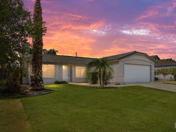3921 White Sands Drive, Bakersfield, CA 93313