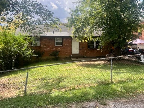 4010 Michigan AVE NW, Roanoke, VA 24011