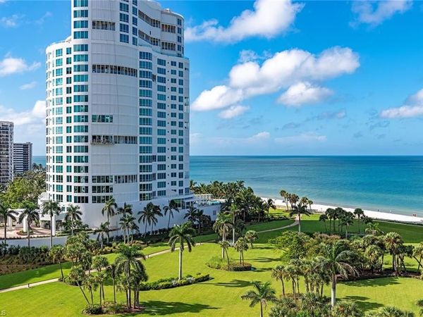 4251 Gulf Shore BLVD N, Unit 11B, NAPLES, FL 34103