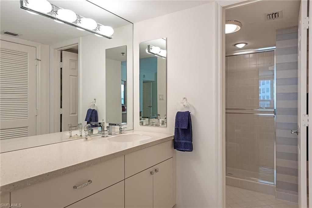 4251 Gulf Shore Blvd N, Unit 11B, Naples, FL 34103 Photo