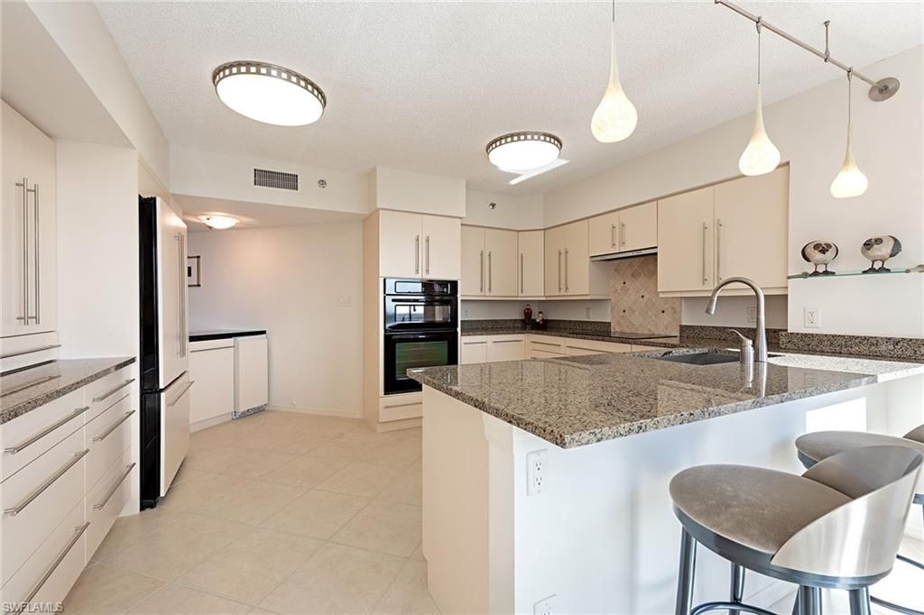 4251 Gulf Shore Blvd N, Unit 11B, Naples, FL 34103 Photo