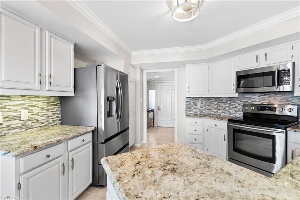 4551 Gulf Shore Blvd N, Unit 400, Naples, FL 34103 Photo