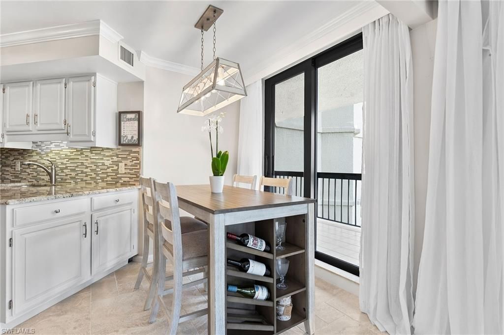 4551 Gulf Shore Blvd N, Unit 400, Naples, FL 34103 Photo