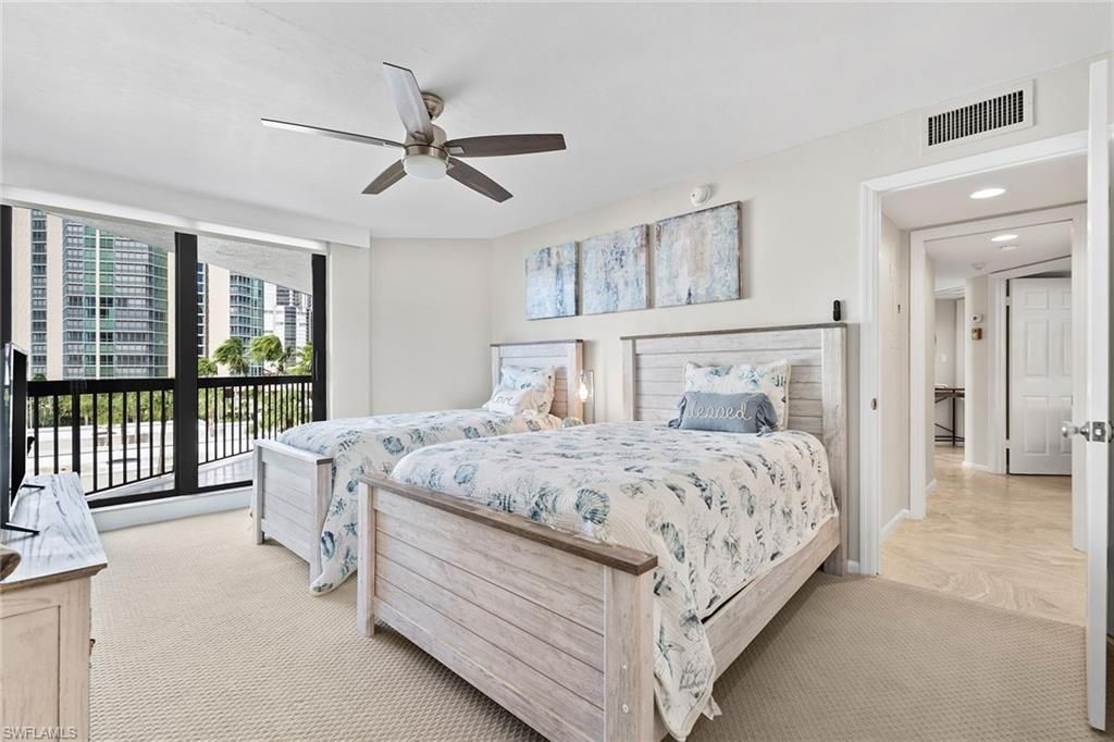 4551 Gulf Shore Blvd N, Unit 400, Naples, FL 34103 Photo