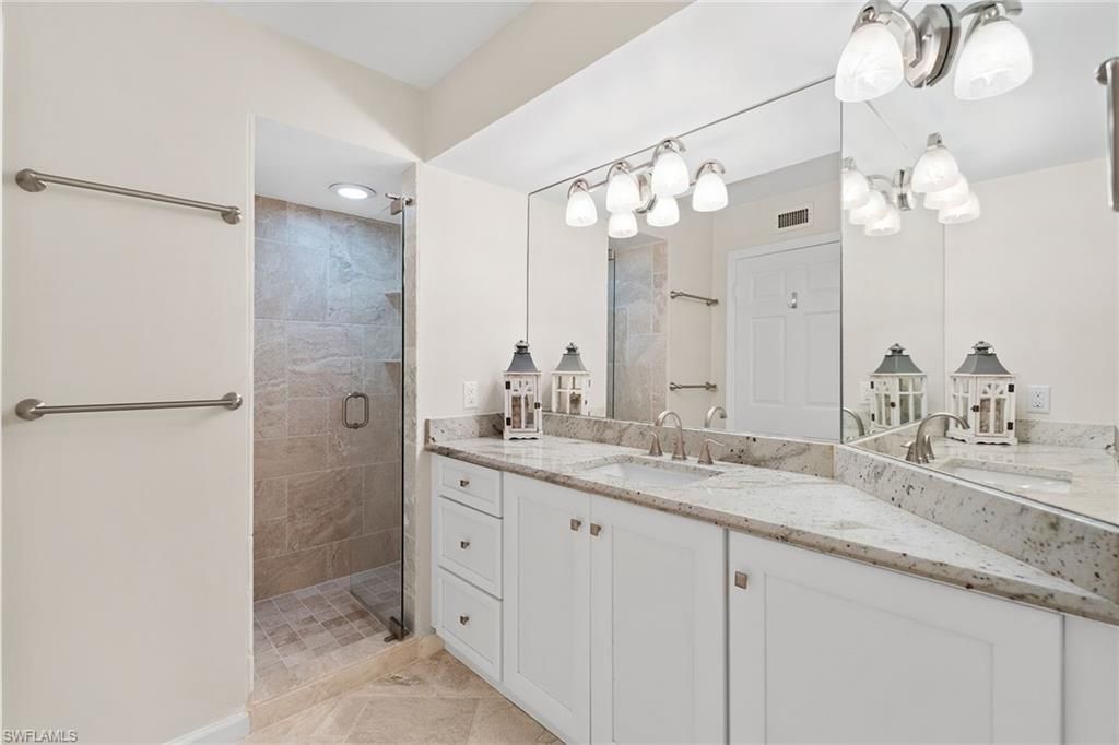 4551 Gulf Shore Blvd N, Unit 400, Naples, FL 34103 Photo