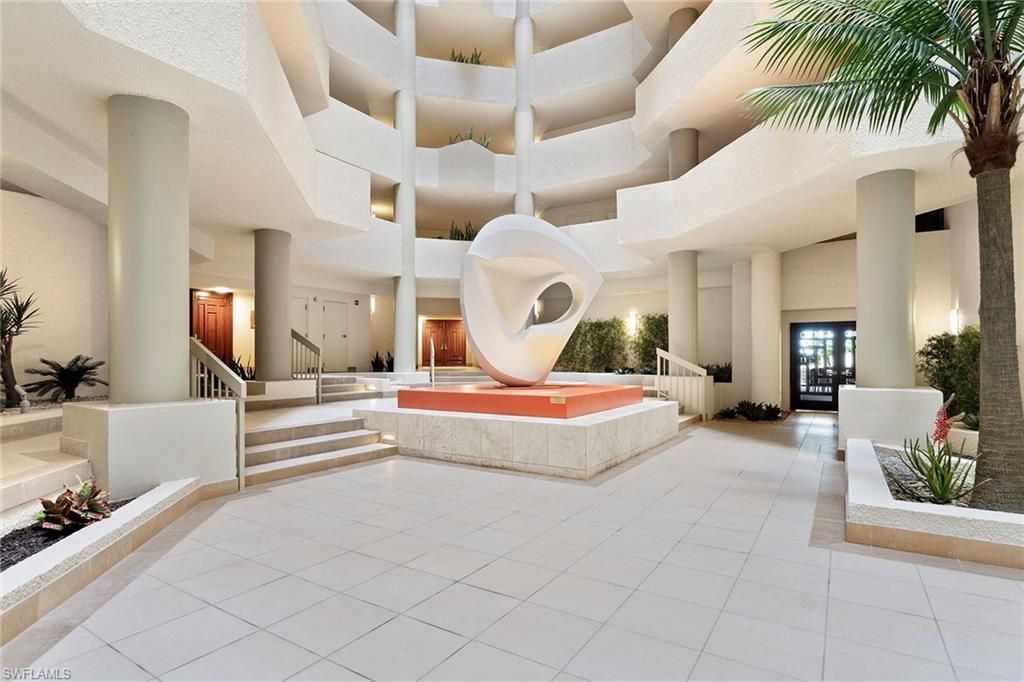 4551 Gulf Shore Blvd N, Unit 400, Naples, FL 34103 Photo