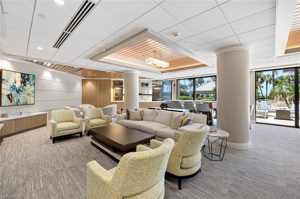 4551 Gulf Shore Blvd N, Unit 400, Naples, FL 34103 Photo