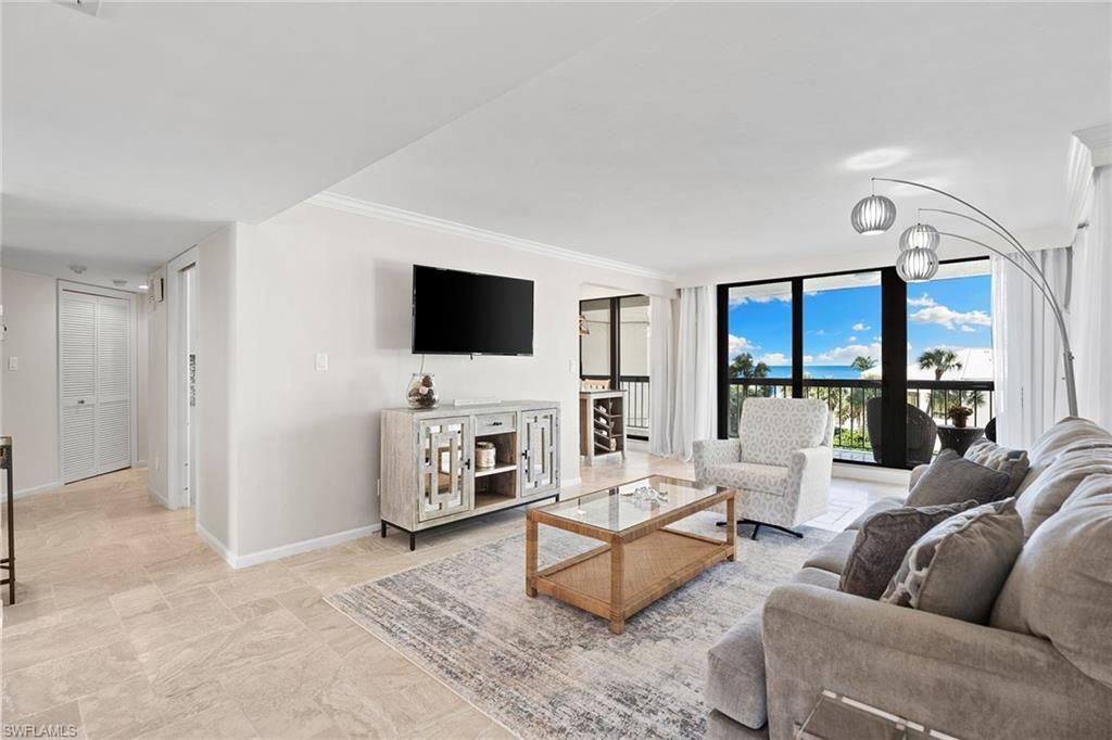 4551 Gulf Shore Blvd N, Unit 400, Naples, FL 34103 Photo