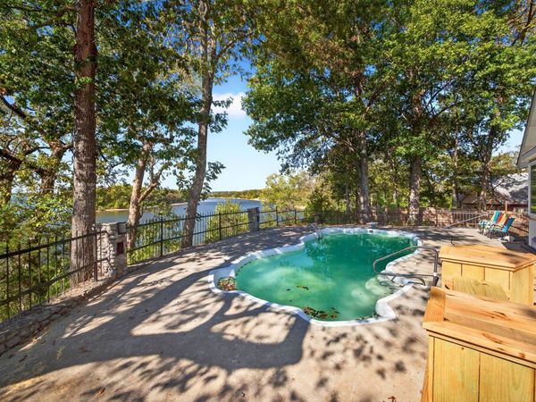 1295 Covenant Cove Ln, Bath Springs, TN 38311