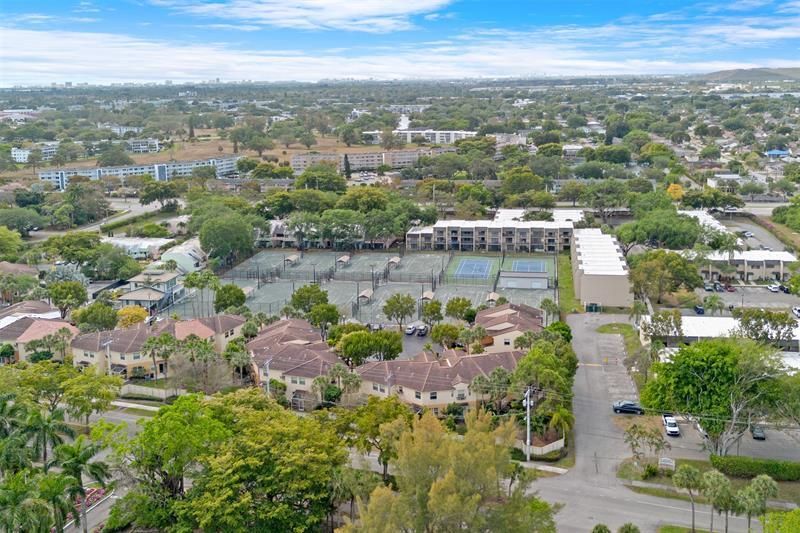 2990 Deer Creek Country Club Boulevard, Unit 2990, Deerfield Beach, FL 33442 Photo