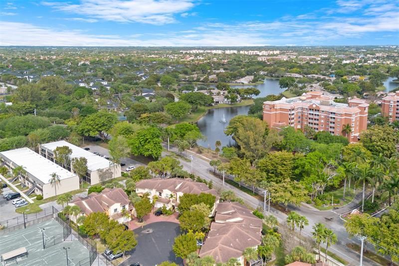 2990 Deer Creek Country Club Boulevard, Unit 2990, Deerfield Beach, FL 33442 Photo