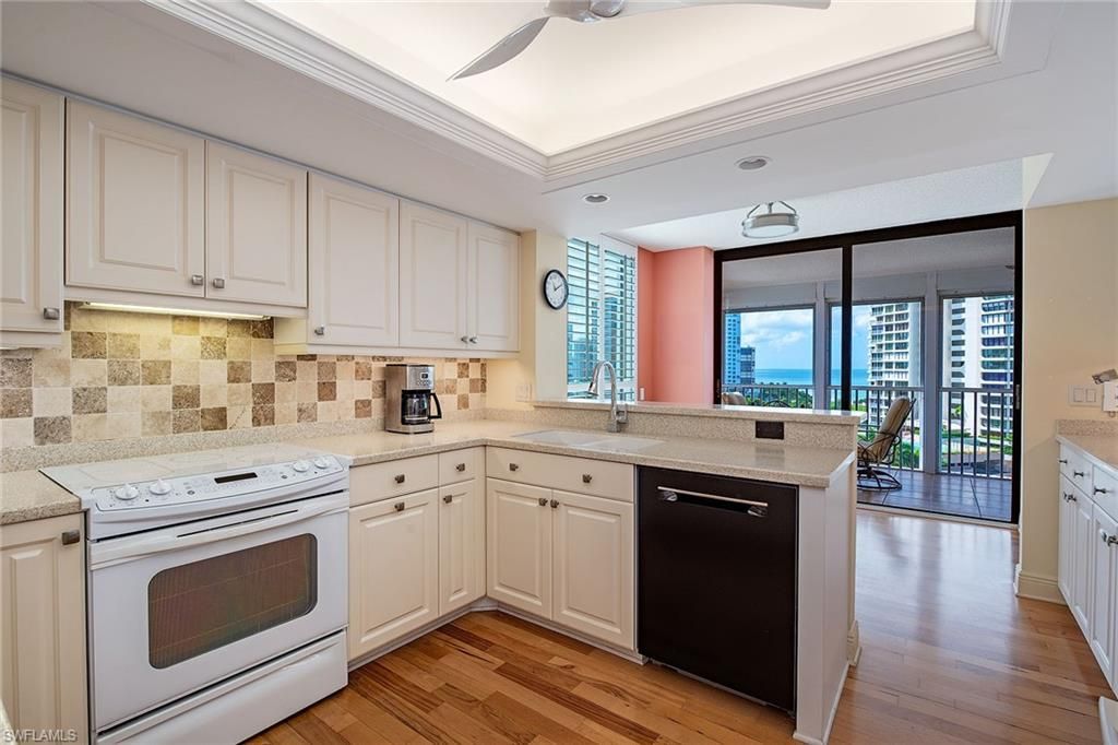 4401 Gulf Shore Blvd N, Unit 1007, Naples, FL 34103 Photo