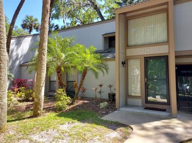 20 MID OAKS CIRCLE, Unit 20, PALM COAST, FL 32137