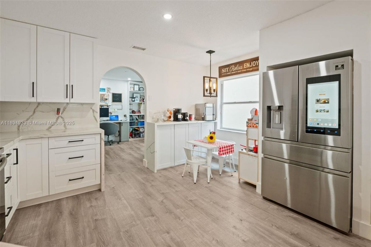 1611 SW 158th Ave, Pembroke Pines, FL 33027 Photo