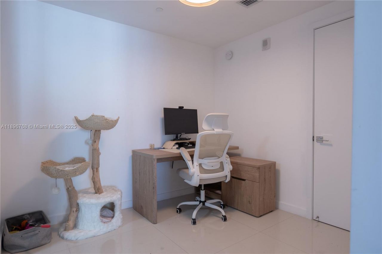 488 NE 18th St, Unit 4509, Miami, FL 33132 Photo