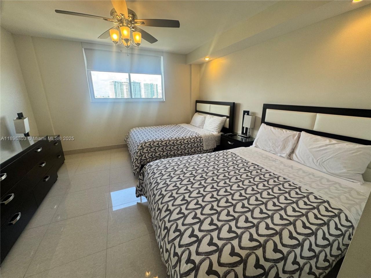 19370 Collins Ave, Unit 1520, Sunny Isles Beach, FL 33160 Photo