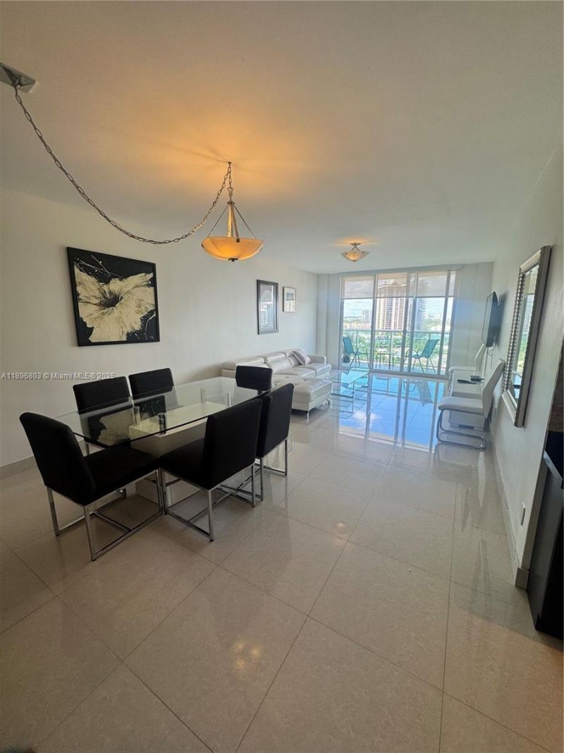 19370 Collins Ave, Unit 1520, Sunny Isles Beach, FL 33160 Photo