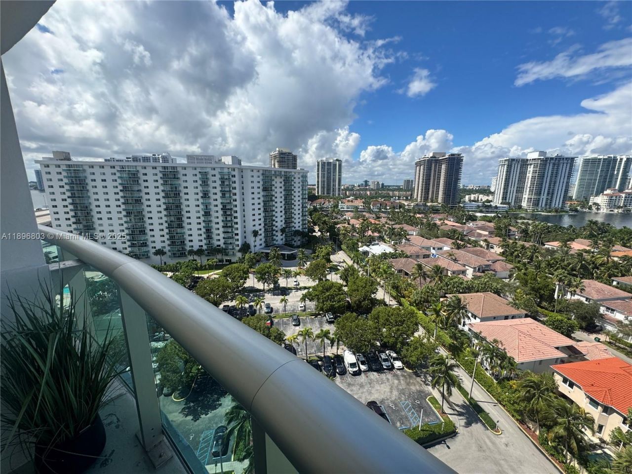 19370 Collins Ave, Unit 1520, Sunny Isles Beach, FL 33160 Photo