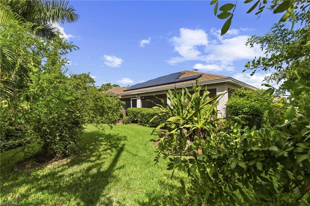 1526 NW 24th Ter, Cape Coral, FL 33993 Photo